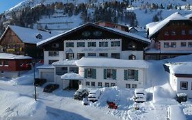 Andi'S Skihotel
